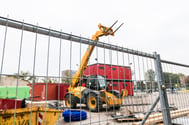 A safe construction process with temporary fences